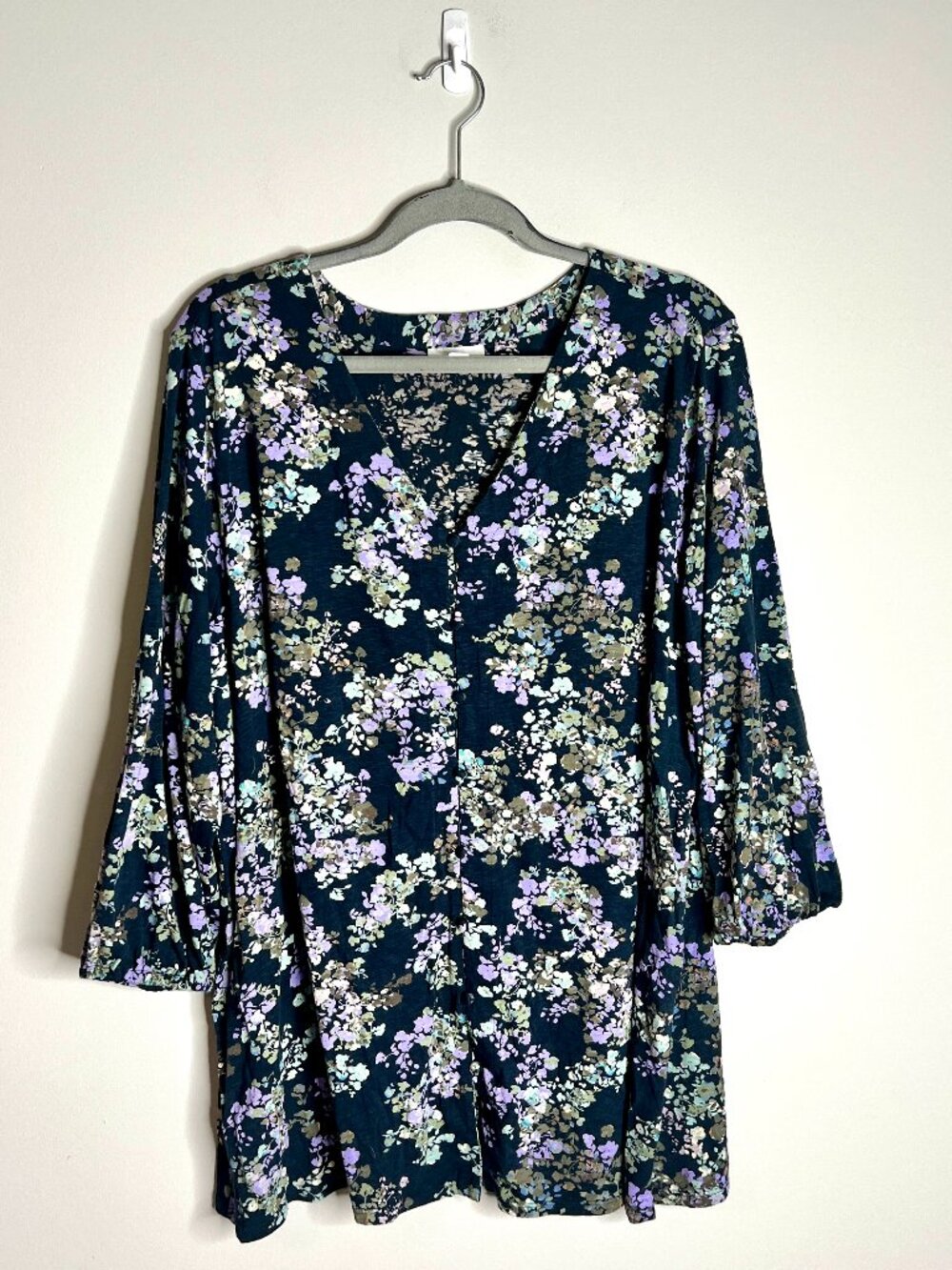 J. Jill Navy Floral Button-Up V-Neck Flowy Top Tencel Modal Preppy Spring Sz 2X